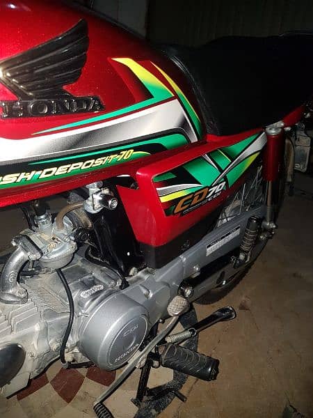 (Urgent sale)Honda CD70 8