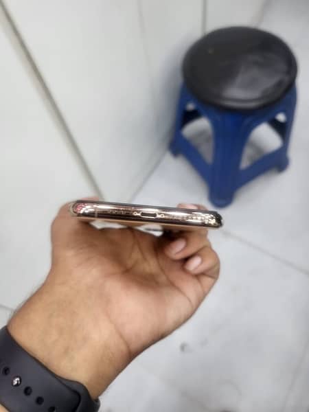 IPHONE 11 PRO MAX 256 Gb PTA APPROVED 2