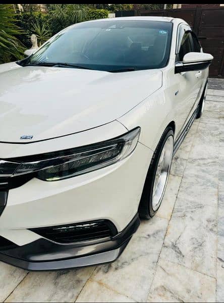 Honda Insight 2020 pearl white 2