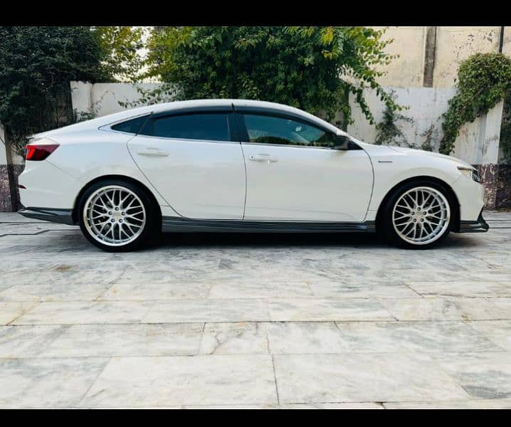 Honda Insight 2020 pearl white 13