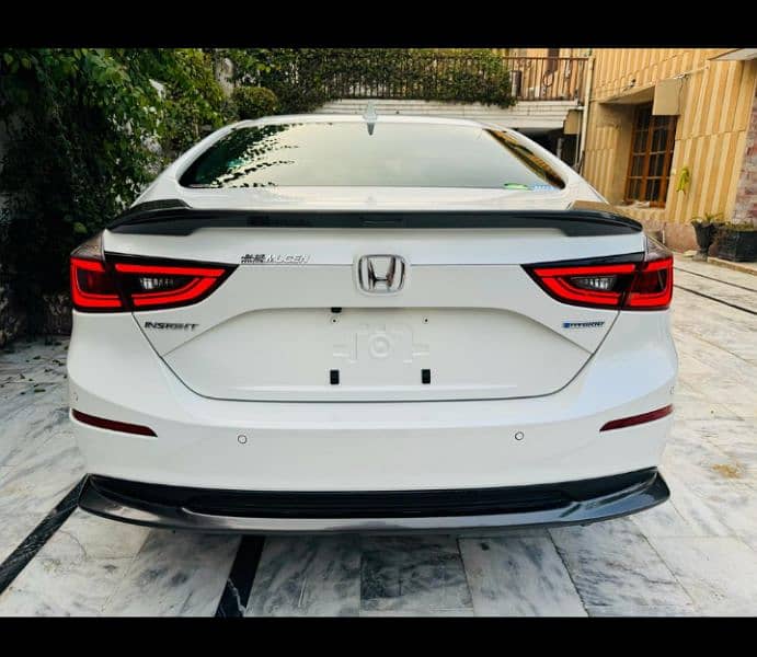 Honda Insight 2020 pearl white 18