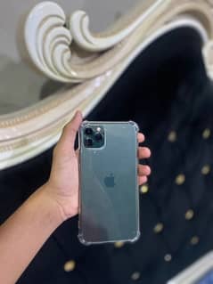 IPhone 11 Pro Max 64 gb jv 1 month + sim working with warranty