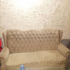 sofa double  bhi ha or single bhi ha  for sale in average price ma ha