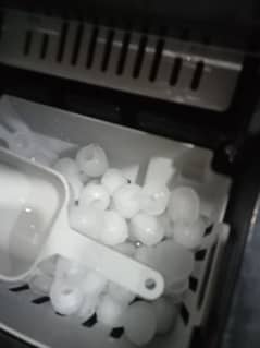 ice maker American 100% okay