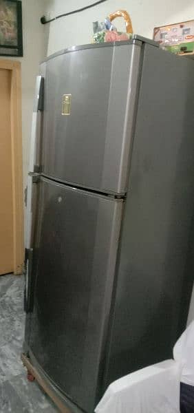 dawlance fridge 1