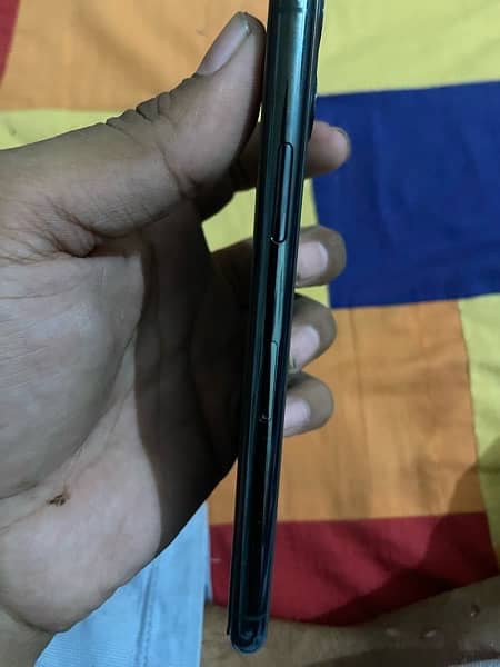 iphone 11pro 64gb 4