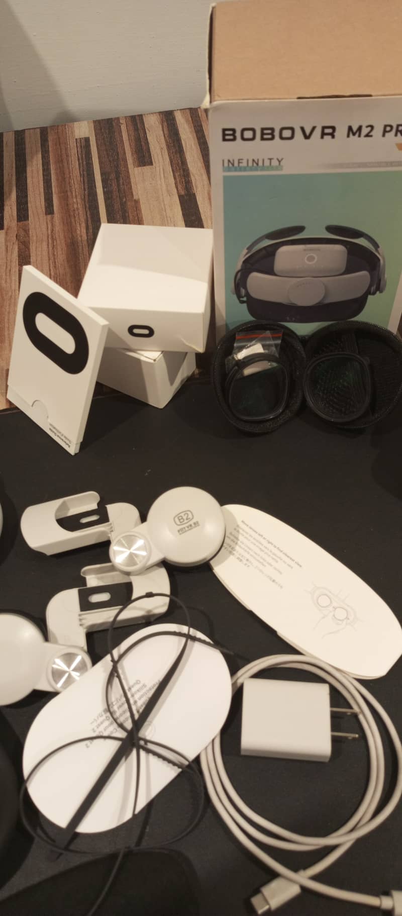 Oculus Quest 2 meta 256 Gb with 10 accessories 5