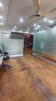 G/11 markaz new plaza vip location 1st floor 858sq dubel office available for rent real piks