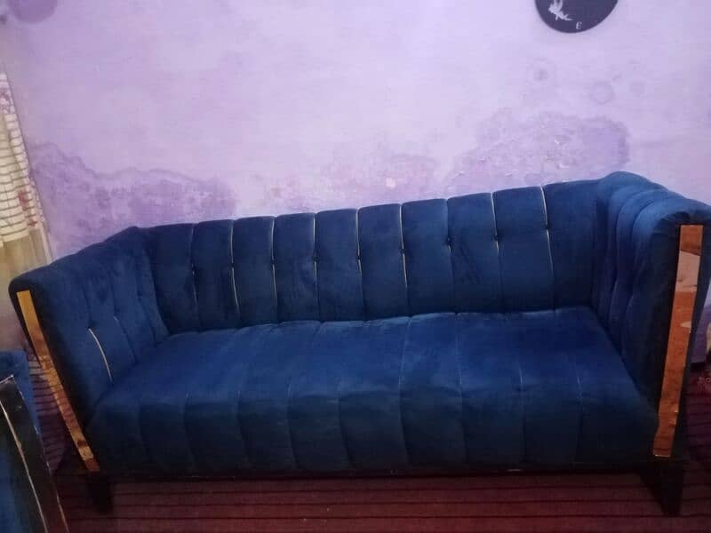 5 seater sofa 0