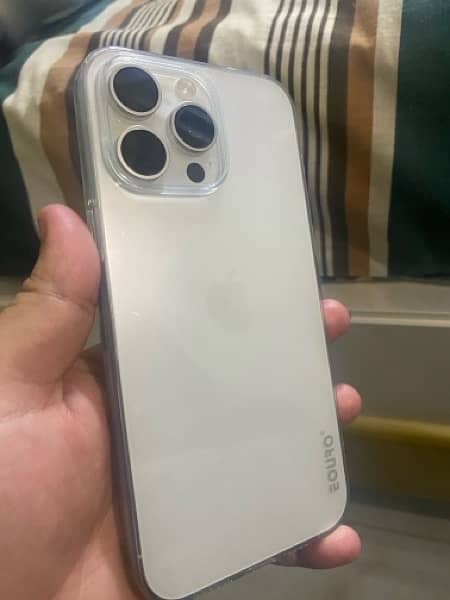 iphone 15 pro max 2