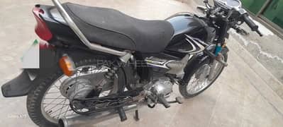 Yamaha junoon 2013 model good condition