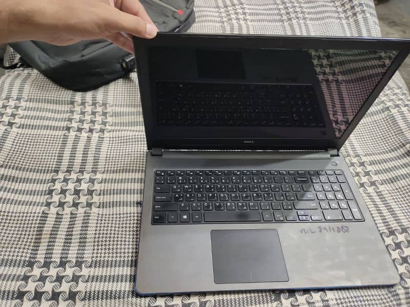 Dell Laptop Core i5 6 generation 1