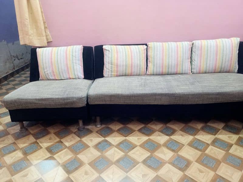 7 sitter sofa set for sale. 2