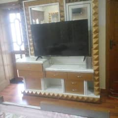 selling decopaint wooden bed and dressing table