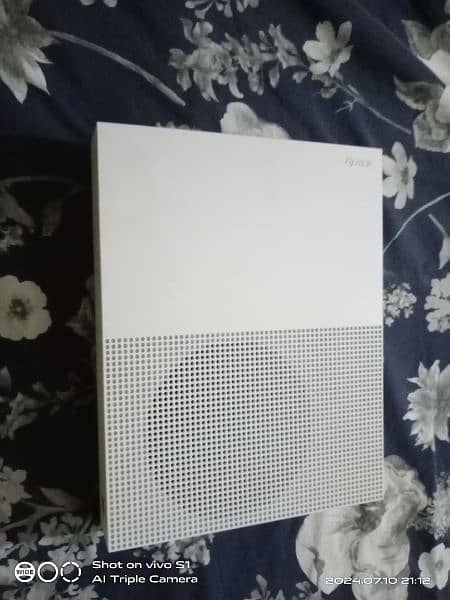 Xbox one s latest console 3