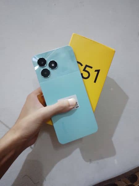 realme c51 4/64 0