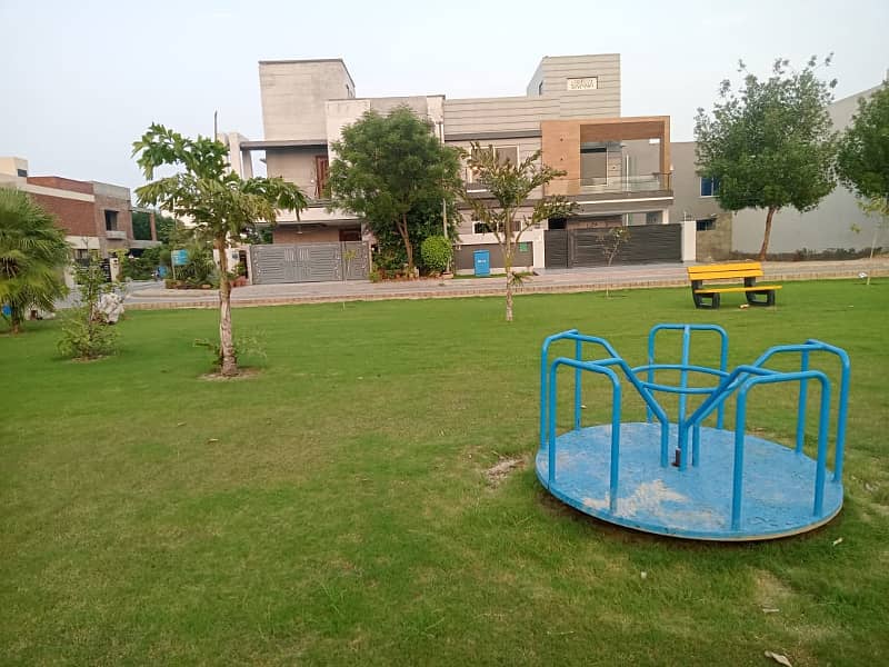 8 Marla Ready to Construct Plot in Bahria Orchard Low Cost Block J 3