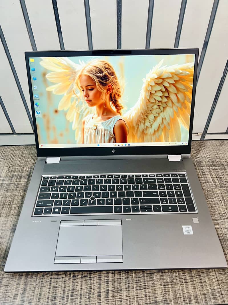 HP ZBOOK FURY 17 G7 || I7 10 || 01 TB Nvme || 06 Gb Gpu 4