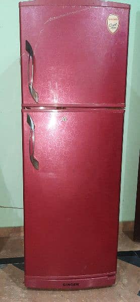 Medium size Fridge 8/10 condition 1