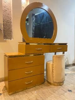 Dressing Table with Stylish Chair