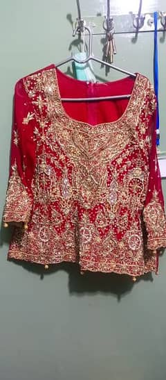 pre loved pure crinkle bridal lehnga red color