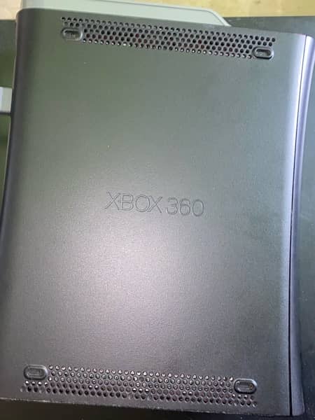 Xbox 360 JailBreak 320 Gb 4