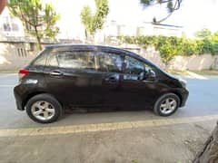 Toyota Vitz 2013