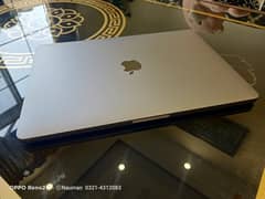 MacBook Pro 2019,Core i7,16GB RAM, 256GB SSD13"Ratina Disply