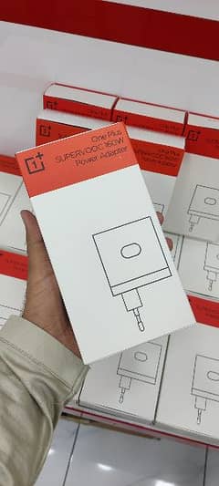 OnePlus 160w charger dock+Cable Ultra fast charging 3-4% in one minute