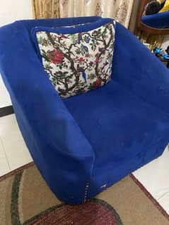 5 seater beautiful blue sofa