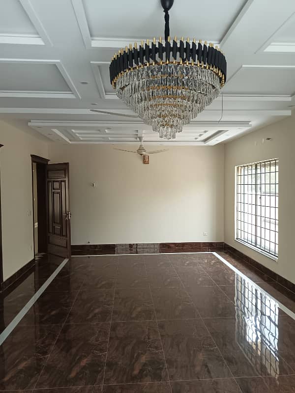 One Kanal Durable Luxiurious New House For Sale In Shaheen. 2