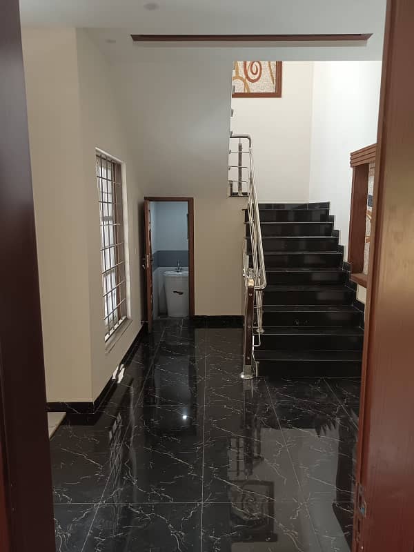 One Kanal Durable Luxiurious New House For Sale In Shaheen. 3