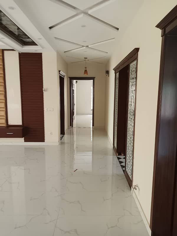 One Kanal Durable Luxiurious New House For Sale In Shaheen. 5