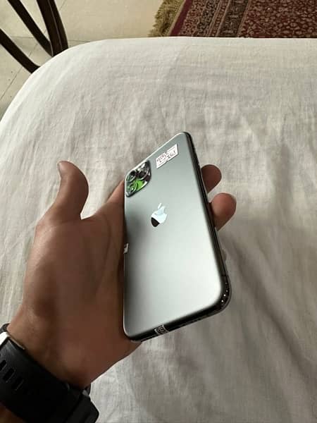 iphone 11pro 4