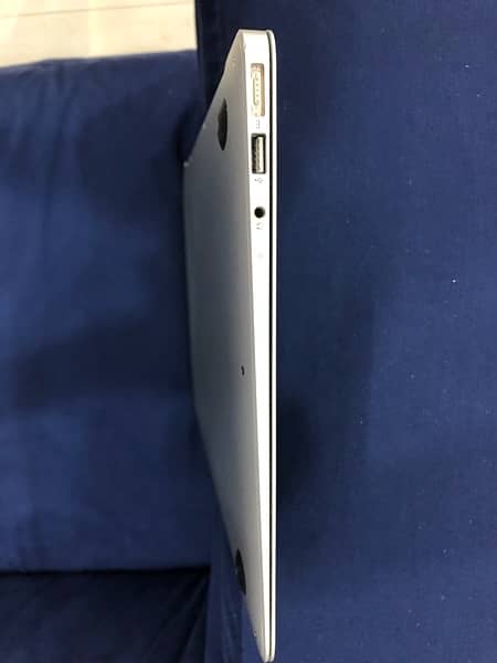 Apple MacBook Air (2012) Silver | Intel Core i7 | 8GB RAM | 512GB SSD 3