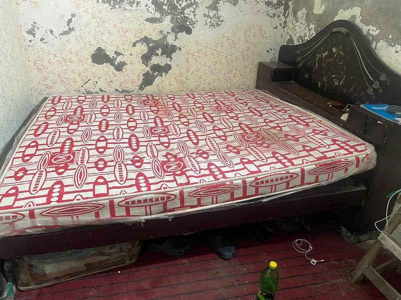 bed aur matras for sell 0