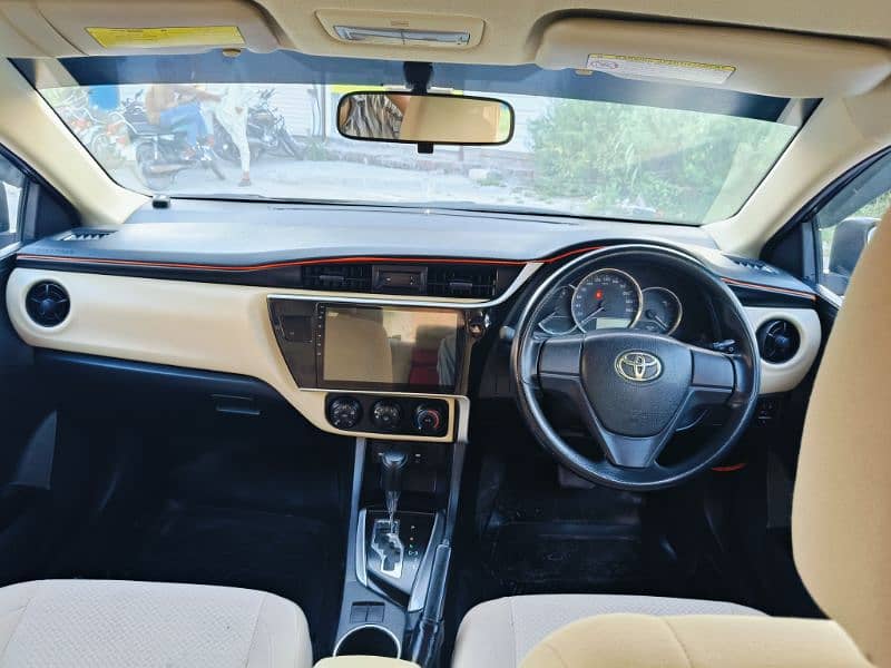 Toyota Corolla GLI automatic 1.3. 2019 model 10