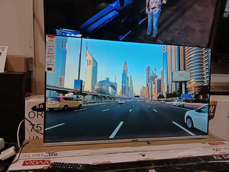 Samsung 48" inch Smart Led Tv UHD 4k Bezeless (32" 43" 55" 65" 75" 85) 7