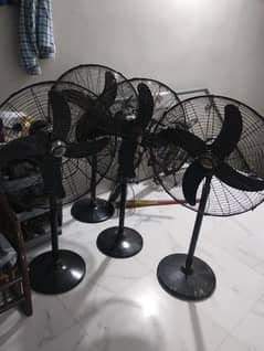 fan urgent sale 3 pes