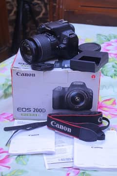 Canon 200d complete box