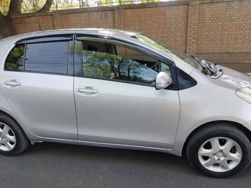 Toyota Vitz 10/13 totally genuine ALHAMDULILLAH 03006674692 13