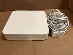 Apple Router (MD031LLA) Read ad carefully 0