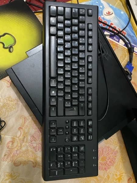 Optiplex 9020 Corei5 4th gen complete setup with all accessories. 12