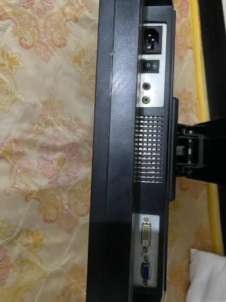 Optiplex 9020 Corei5 4th gen complete setup with all accessories. 13