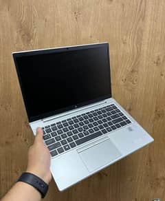 Hp EliteBook 840 g7 i5 10th generation.