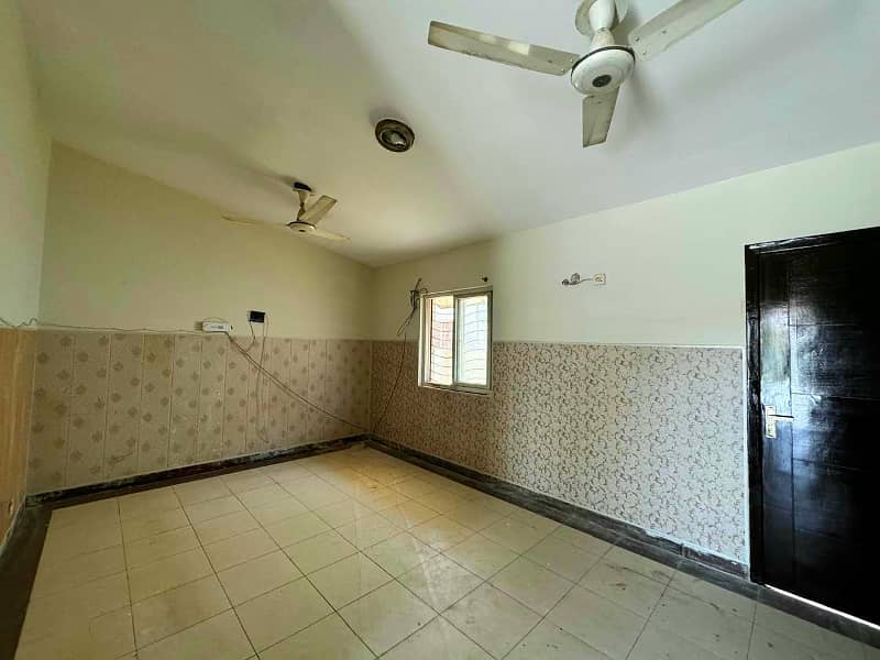 Cottage Central Villa for sale Bahria Orchard Lahore ( Water Electricity, Gas Available 9