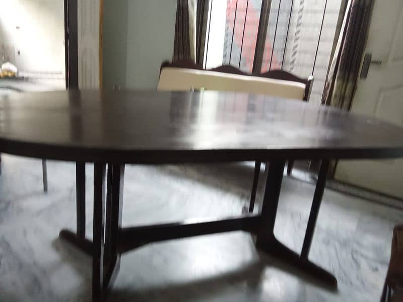 Dining table with Six Chairs 1