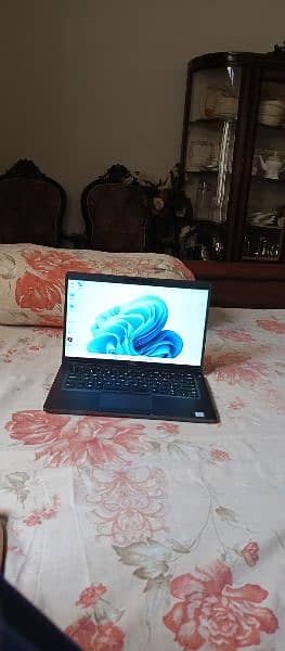 Dell latitude 5400 Core i5 12th Generation 16/256 10/10 Condition 4