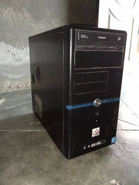 Core i5 4th Generation PC With Philips 24 Inch LED 1