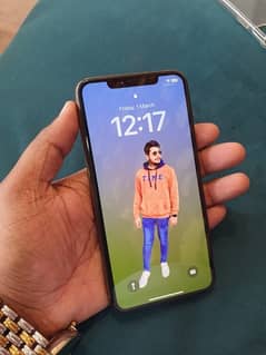 I phone 11 pro max Non PTA 256 gb